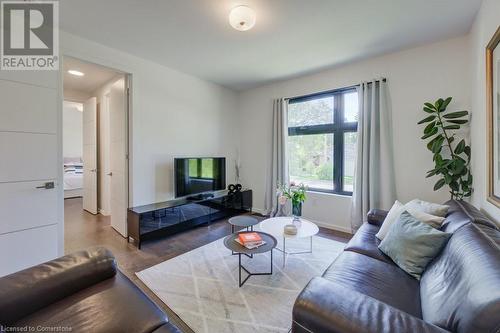 1480 Mannheim Road, Mannheim, ON - Indoor Photo Showing Living Room