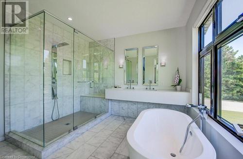 1480 Mannheim Road, Mannheim, ON - Indoor Photo Showing Bathroom