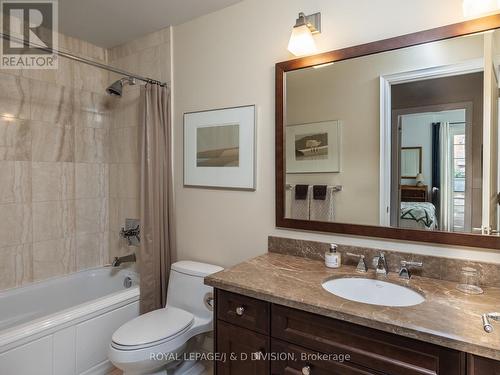 311 - 20 Burkebrook Place, Toronto, ON - Indoor Photo Showing Bathroom