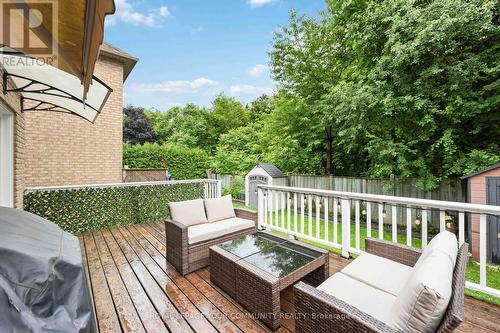 32 Carousel Crescent, Richmond Hill, ON - Outdoor With Deck Patio Veranda With Exterior