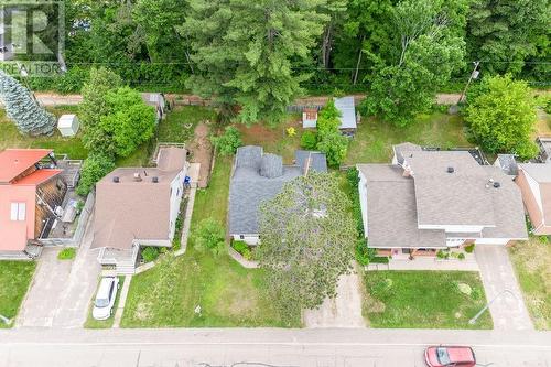 11 Hillcrest Avenue, Deep River, ON - Outdoor