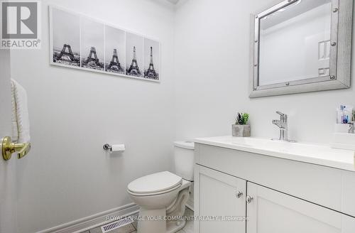 71 Queensbridge Drive, Vaughan, ON - Indoor Photo Showing Bathroom