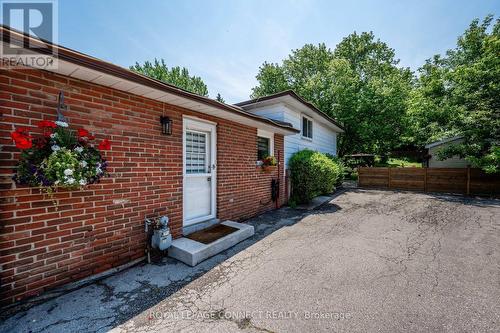 422 Ginger Downs, Mississauga, ON - Outdoor With Exterior