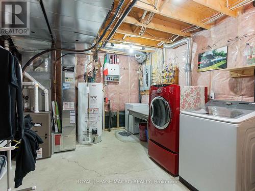 34 Teramo Court, Hamilton, ON - Indoor Photo Showing Laundry Room