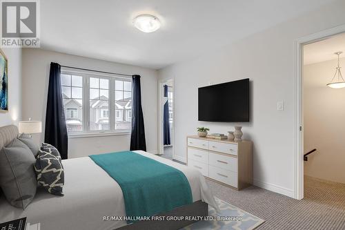 9541 Tallgrass Avenue, Niagara Falls, ON - Indoor Photo Showing Bedroom