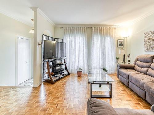 Salon - 3261 Rue Carmina, Laval (Fabreville), QC - Indoor Photo Showing Living Room