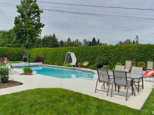 Piscine - 1497 Rue Ste-Marthe, Thetford Mines, QC - Outdoor With In Ground Pool With Backyard