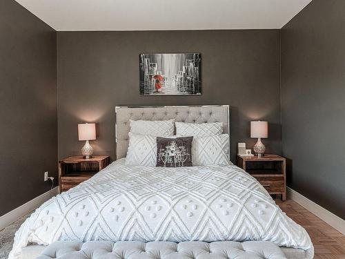 Master bedroom - 11 Rue Daubigny, Candiac, QC - Indoor Photo Showing Bedroom