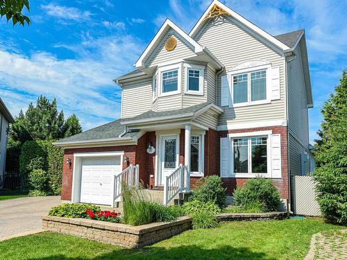 Frontage - 11 Rue Daubigny, Candiac, QC - Outdoor With Facade