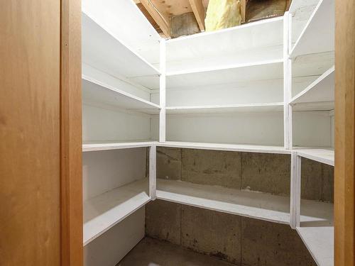 2548 Skeena Drive, Kamloops, BC - Indoor With Storage