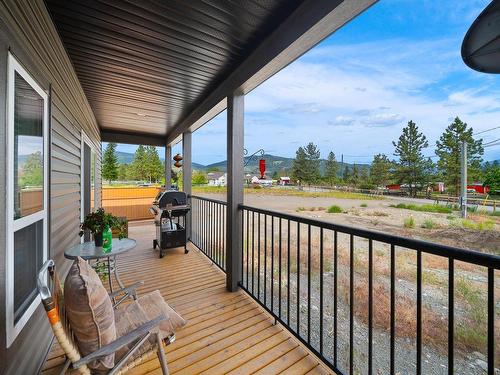 2454 Aberdeen Road, Merritt, BC - Outdoor With Exterior