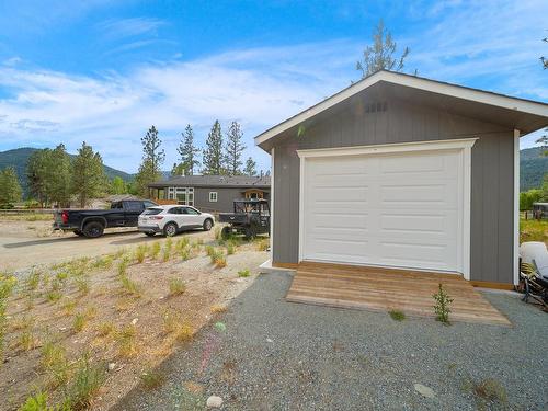 2454 Aberdeen Road, Merritt, BC - Outdoor With Exterior