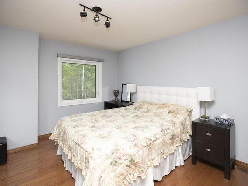 138 Malibu Court, Thunder Bay, ON - Indoor Photo Showing Bedroom