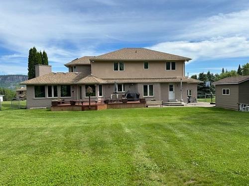 2037 Mount Forest Boulevard, Thunder Bay, ON - Outdoor
