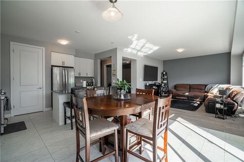 82 Sundin Drive, Caledonia, ON - Indoor Photo Showing Dining Room