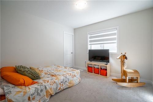 82 Sundin Drive, Caledonia, ON - Indoor Photo Showing Bedroom