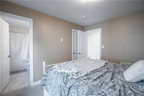 82 Sundin Drive, Caledonia, ON - Indoor Photo Showing Bedroom