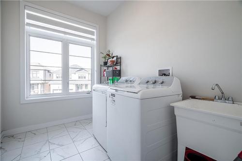 82 Sundin Drive, Caledonia, ON - Indoor Photo Showing Laundry Room