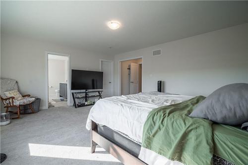 82 Sundin Drive, Caledonia, ON - Indoor Photo Showing Bedroom