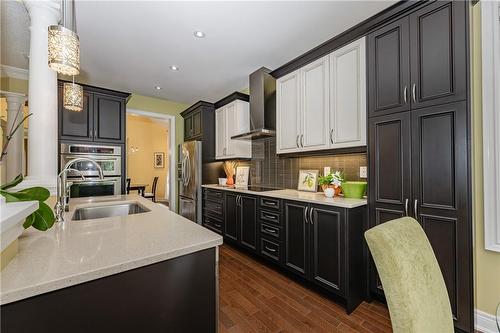 3353 Liptay Avenue|Unit #11, Oakville, ON - Indoor Photo Showing Kitchen With Upgraded Kitchen