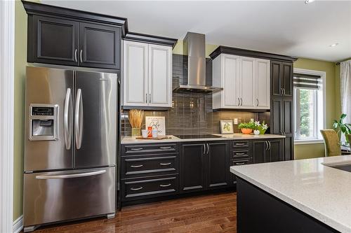 3353 Liptay Avenue|Unit #11, Oakville, ON - Indoor Photo Showing Kitchen With Upgraded Kitchen