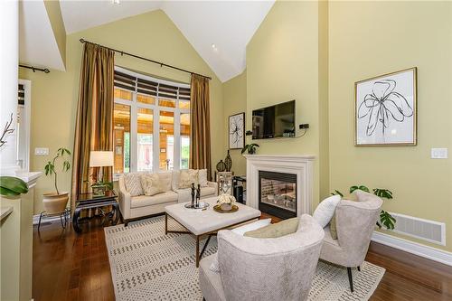 3353 Liptay Avenue|Unit #11, Oakville, ON - Indoor Photo Showing Living Room With Fireplace