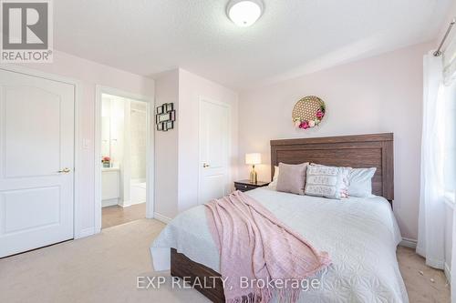 590 Grant Way, Milton, ON - Indoor Photo Showing Bedroom