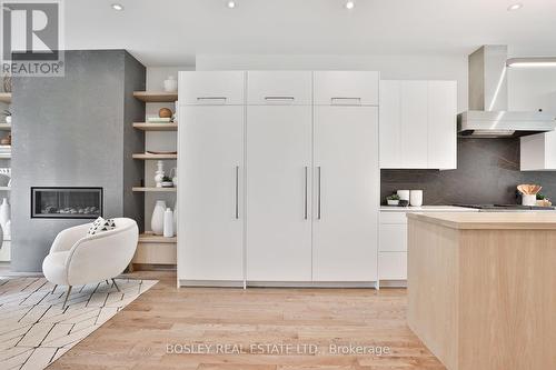 150 Albertus Avenue, Toronto, ON - Indoor Photo Showing Kitchen