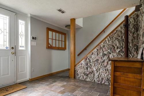 646 Harvest Road, Hamilton, ON - Indoor Photo Showing Other Room