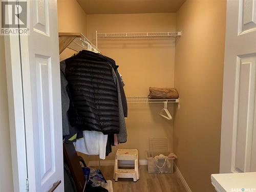 118 2Nd Street E, Lafleche, SK - Indoor With Storage