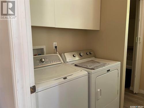 118 2Nd Street E, Lafleche, SK - Indoor Photo Showing Laundry Room