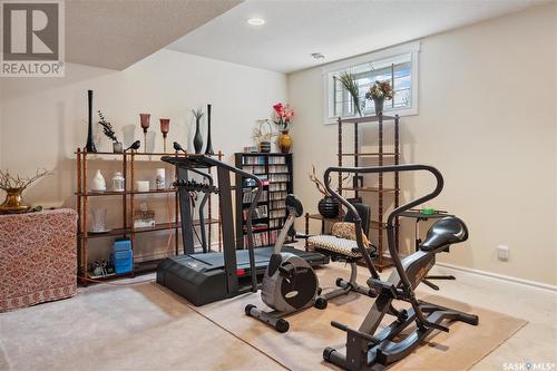 621 Brookhurst Court, Saskatoon, SK - Indoor Photo Showing Gym Room