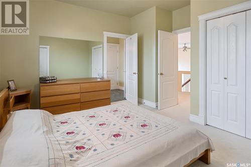 621 Brookhurst Court, Saskatoon, SK - Indoor Photo Showing Bedroom