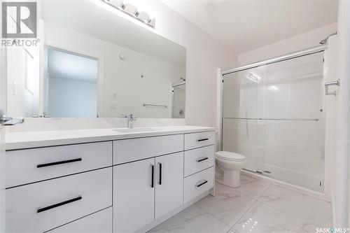 629 Feheregyhazi Boulevard, Saskatoon, SK - Indoor Photo Showing Bathroom