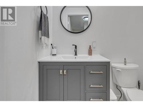 6020 Buckhorn Lake Road, Prince George, BC - Indoor Photo Showing Bathroom