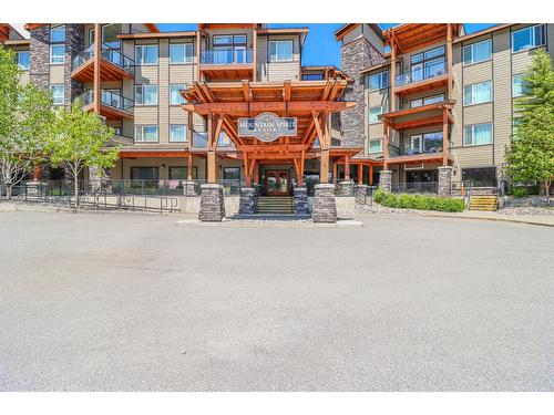 219 - 400 Stemwinder Drive, Kimberley, BC - Outdoor With Facade