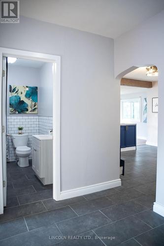 5412 Lakeshore Drive, Hamilton Township, ON - Indoor Photo Showing Bathroom