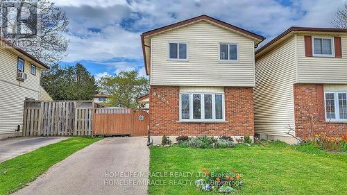 699 A Highpoint Avenue, Waterloo, ON - Outdoor