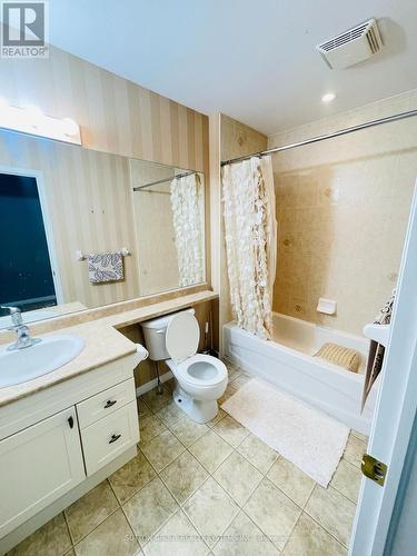 169 Sims Estate Drive, Kitchener, ON - Indoor Photo Showing Bathroom