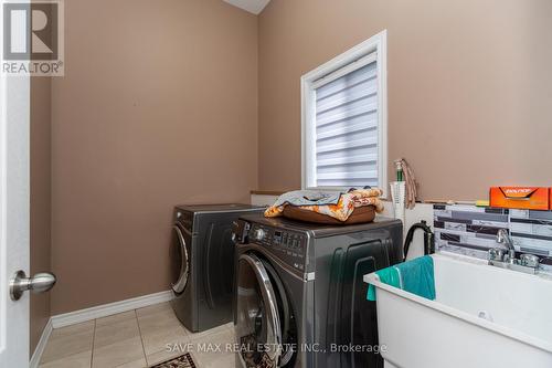 912 O'Reilly Crescent, Shelburne, ON - Indoor Photo Showing Laundry Room