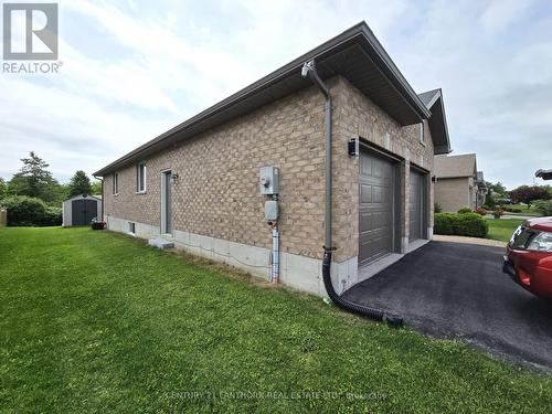 29 Cavendish Drive, Belleville, ON - Outdoor With Exterior