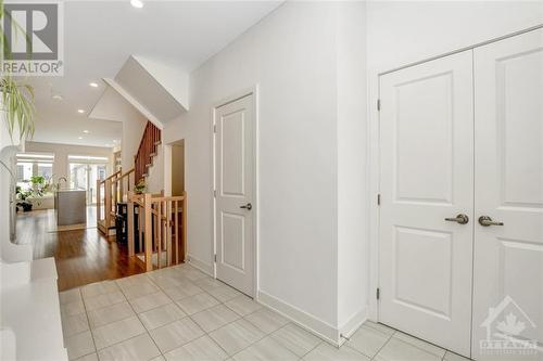 1021 Hydrangea Avenue, Ottawa, ON - Indoor Photo Showing Other Room