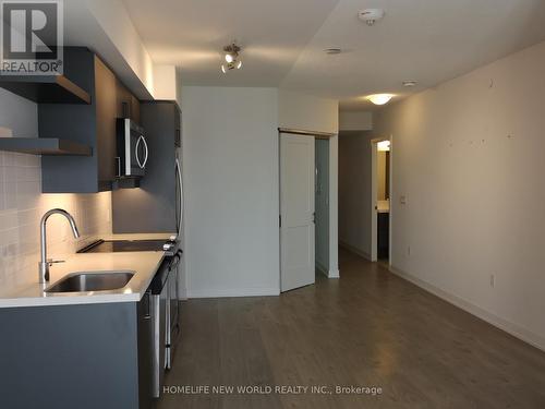 3306 - 50 Wellesley Street E, Toronto, ON - Indoor Photo Showing Kitchen