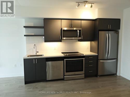 3306 - 50 Wellesley Street E, Toronto, ON - Indoor Photo Showing Kitchen