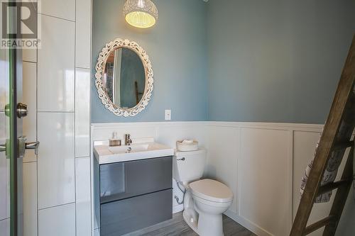 2419 Orsini Place, West Kelowna, BC - Indoor Photo Showing Bathroom