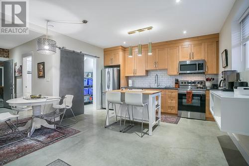 2419 Orsini Place, West Kelowna, BC - Indoor Photo Showing Kitchen