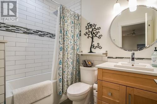 2419 Orsini Place, West Kelowna, BC - Indoor Photo Showing Bathroom