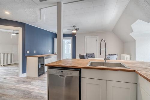 169 Delaware Avenue, Hamilton, ON - Indoor Photo Showing Kitchen