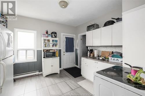 1195-97 Drouillard Road, Windsor, ON - Indoor Photo Showing Kitchen With Double Sink