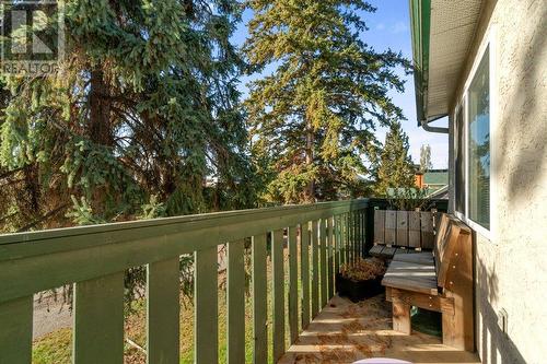 644-646 Patterson Avenue, Kelowna, BC - Outdoor